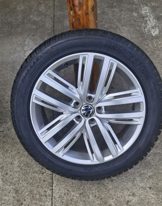 Vând jante pe 18 si 19 si 16 de 5x112 vw audi skoda cu anvelope merced