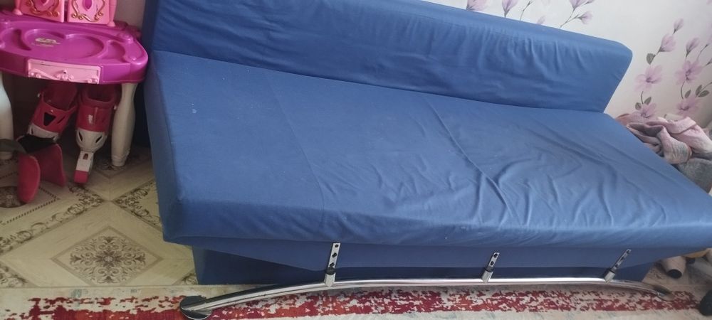 Продам диван-тахту