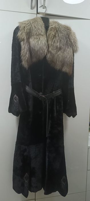 Продам шубу натуральную