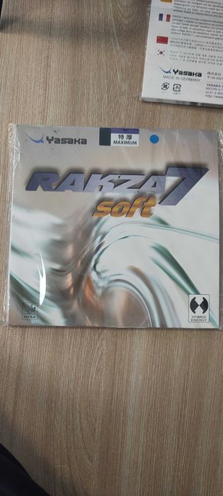 Продавам комплект чисто нови гуми Yasaka Rakza 7 soft - на квадрат