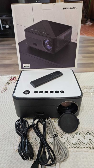 Proiector SureWheel-FULL HD, LED 13000 Lumeni - Un cadou de Craciun