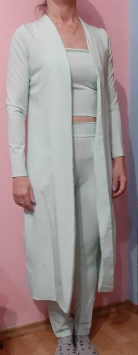 Costum cu pantaloni lungi din 3 piese