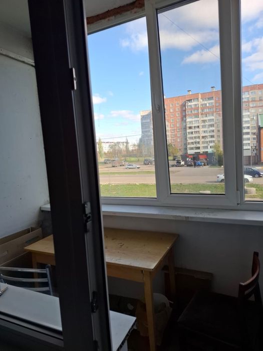 3х комнатная,2 этаж, 67 квадратов, 19 мкр, НОВАЯ ПЛАНИРОВКА.