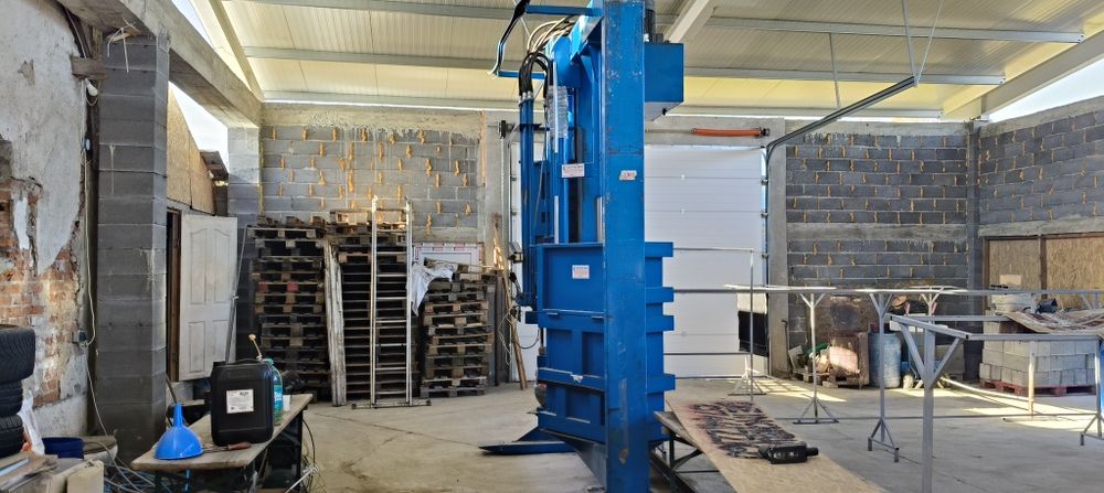 Închiriez hala 230 mp Sacele Bobes