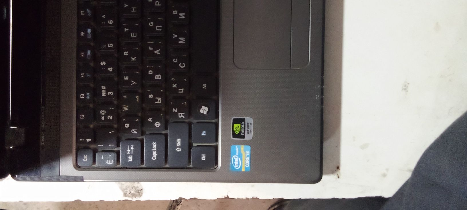 Aser core i3  aybi botarya 15 minut zaryat tutadi boshqa aybi yoq