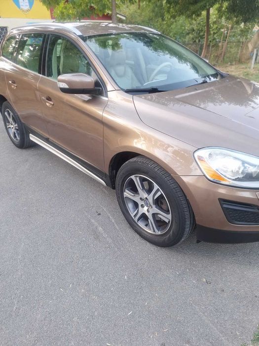 Volvo XC 60 2011