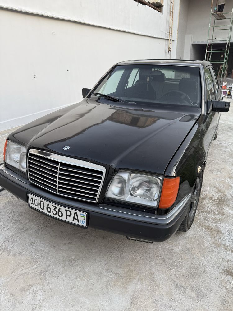 Мерседес бенз 124