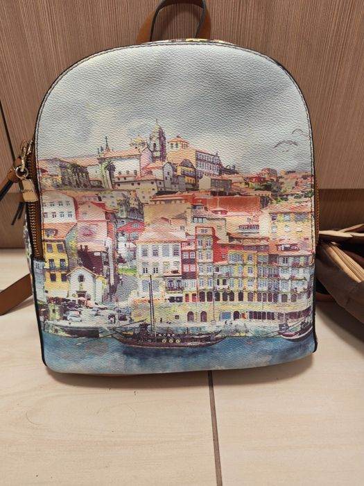 OFERTA! Geanta/rucsac piele Parfois - imprimeu Porto