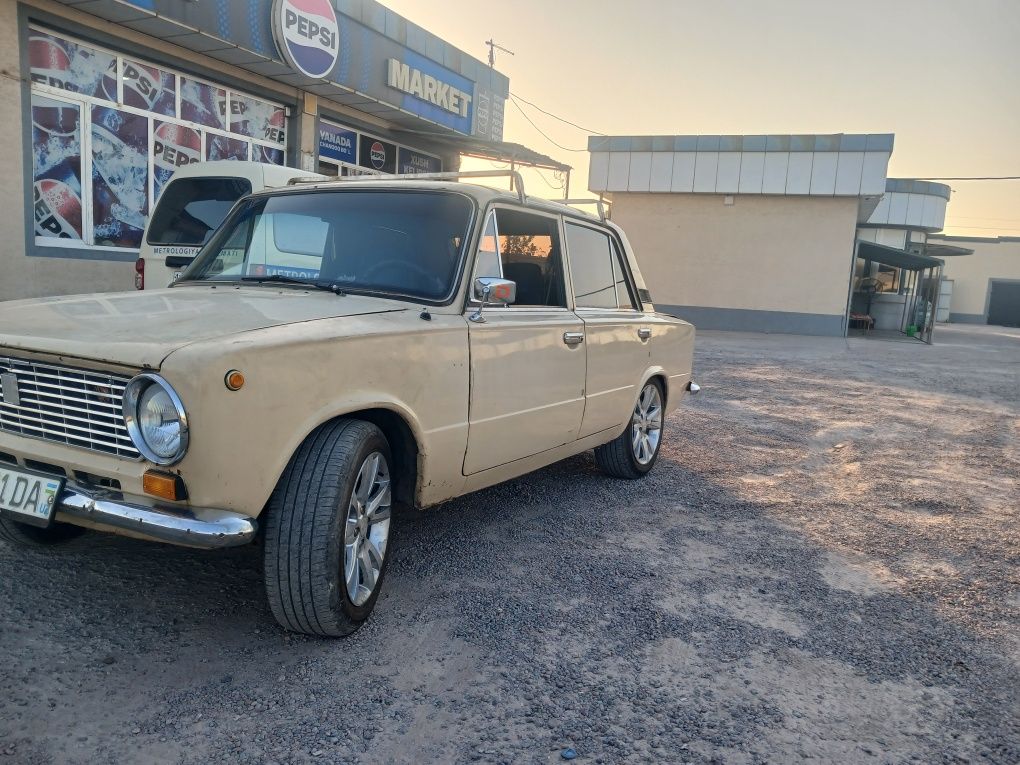 Vaz 21011 Gazi bor faqat afeflenaga sotiladi
