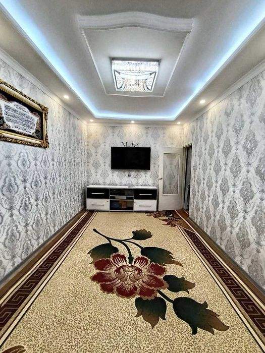 Сдается 4х комнатная квартира на 2этаже 6 микрорайон Лавита