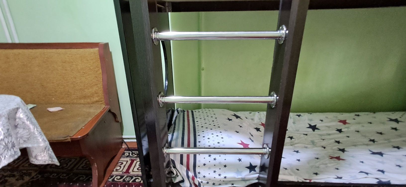 Кровать двухэтажный