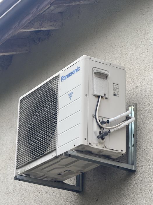 Продавам климатик Panasonic
