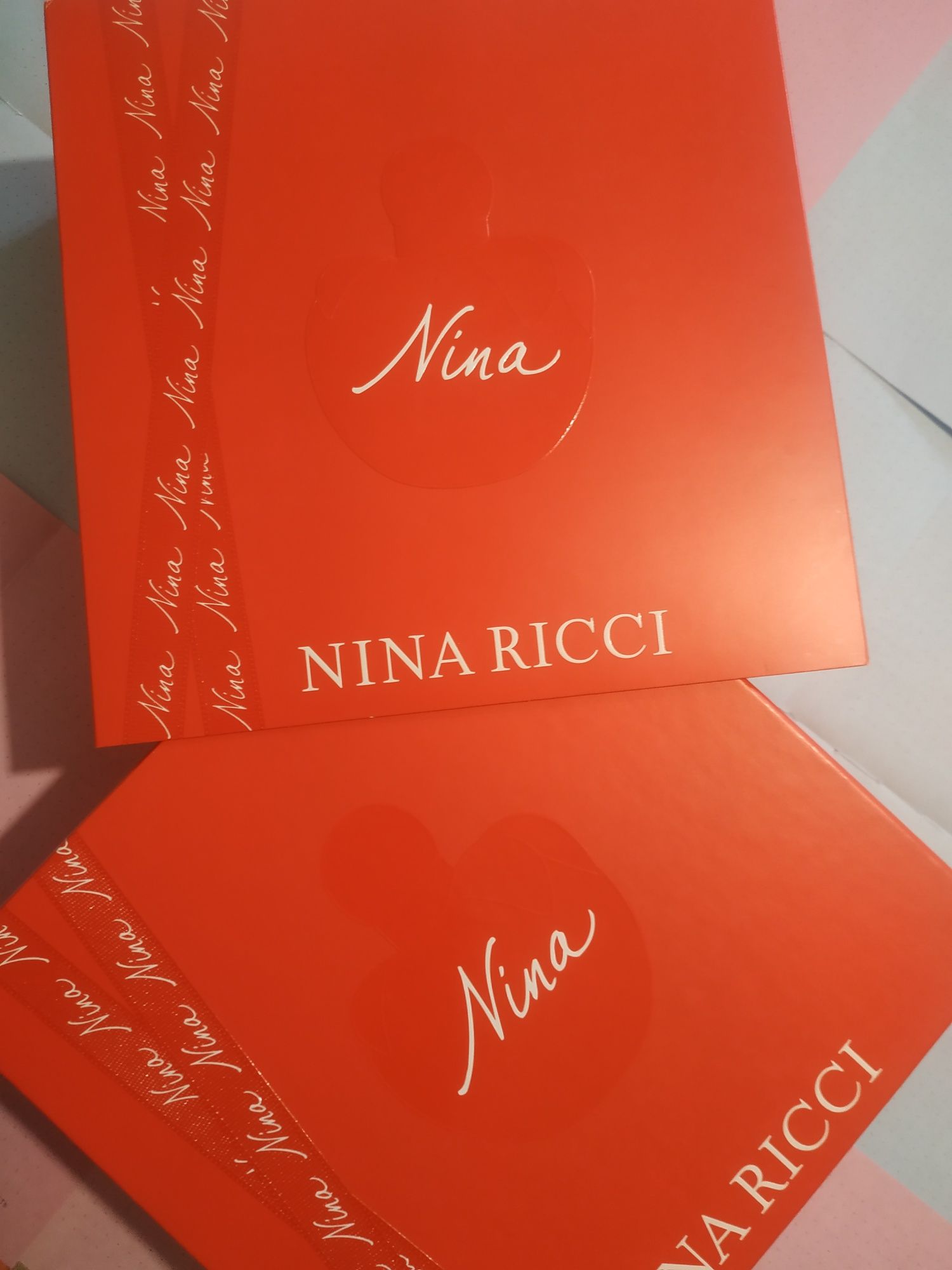 Продам набор Nina Ricci