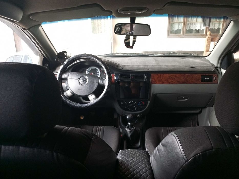 Lacetti 2009 sotiladi arenda