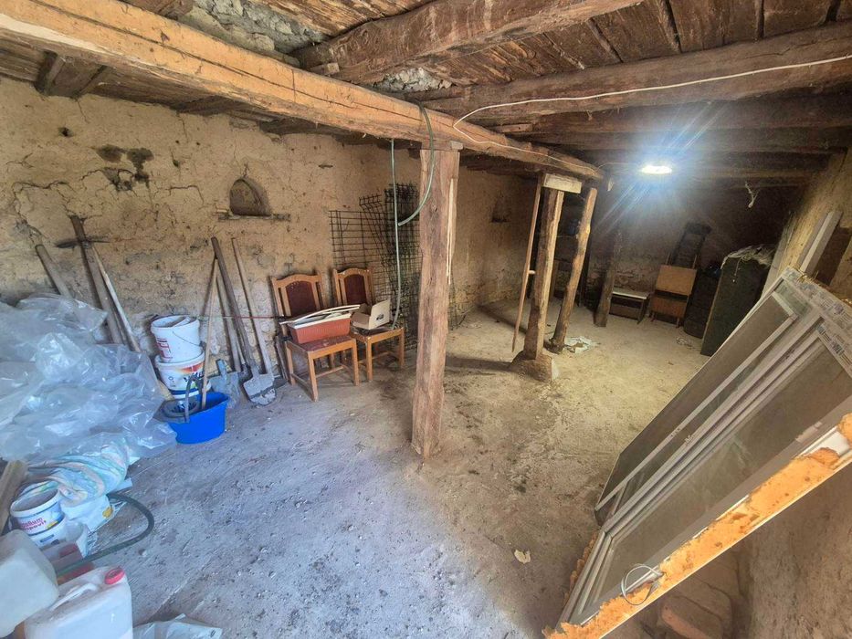 Нова къща в гр. Искър, обл. Плевен .