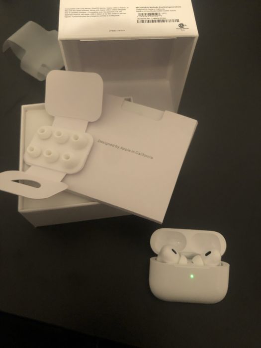 Apple Air Pods pro 2 ca noi