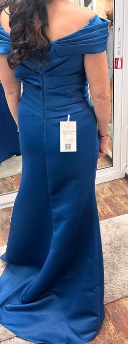 НОВА Официална/ Бална рокля с етикет