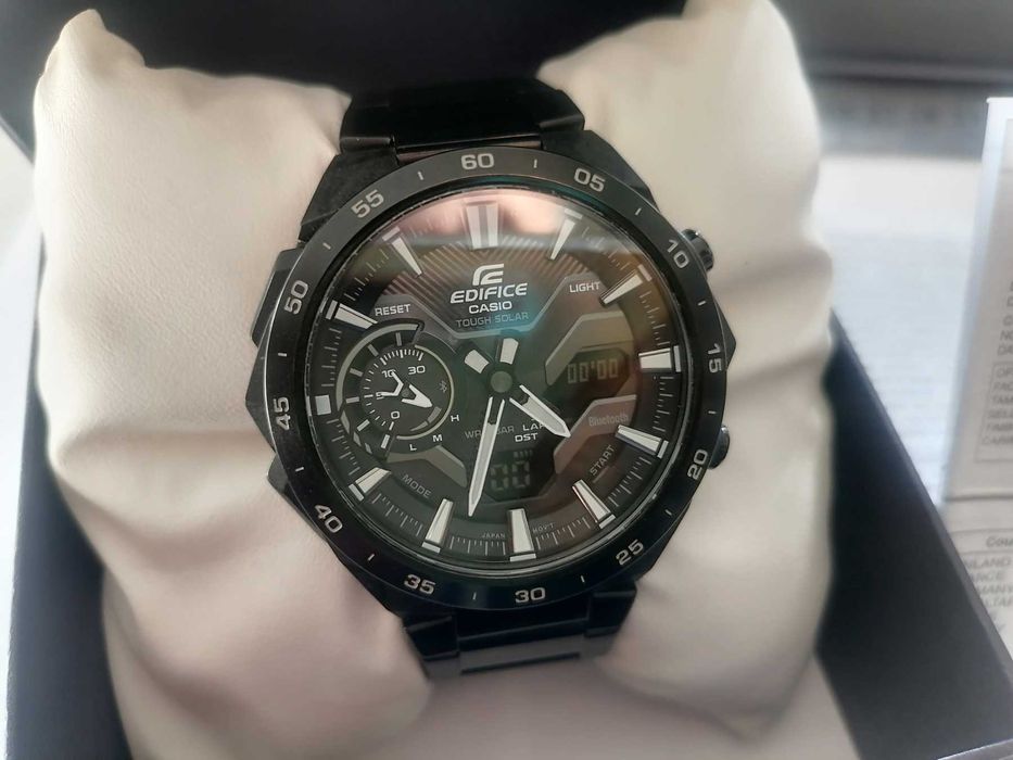 Соларен мъжки часовник Casio Edifice Edf-2200DC-1AER