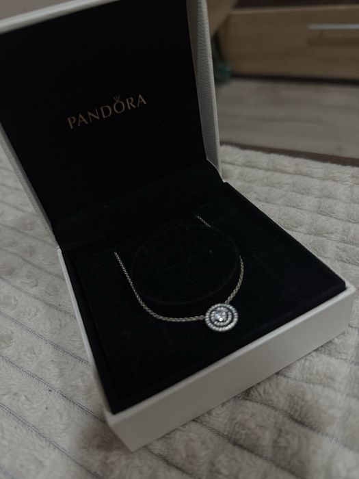 Pandora- сребърно колие