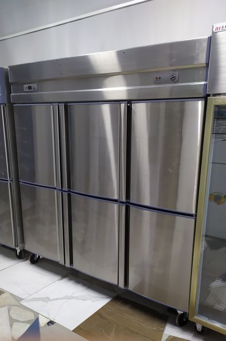 Холодильный шкаф  новый 4 дверный  Караганда