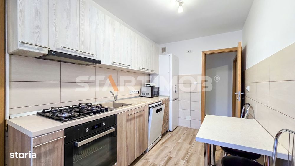 Apartament 3 camere cu parcare Bartolomeu