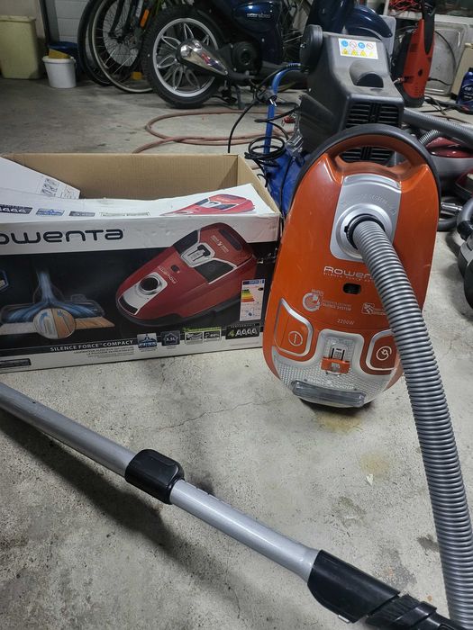 Прахосмукачка Rowenta silence force extreme 2200w