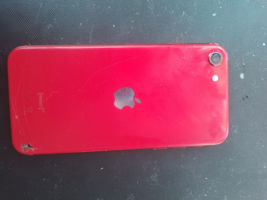 vând telefon iPhone 8 pentru piese