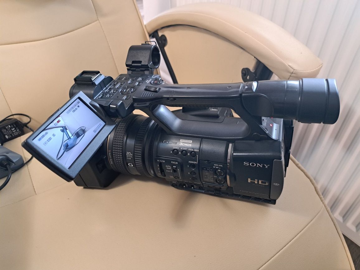 Camera video  HDR-AX 2000 E