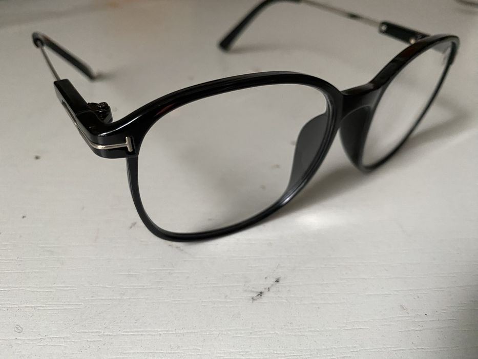 Rame ochelari TomFord cu dioptrie de la +1 la +4