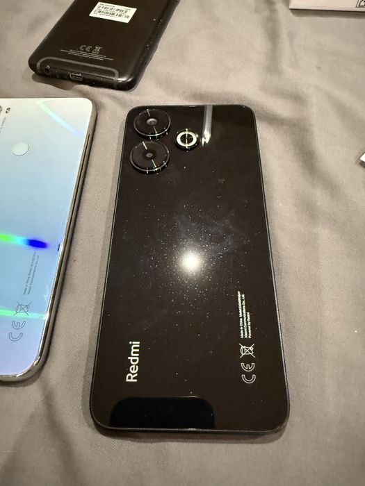 Xiomi Redmi 13 108Mp super clear camera