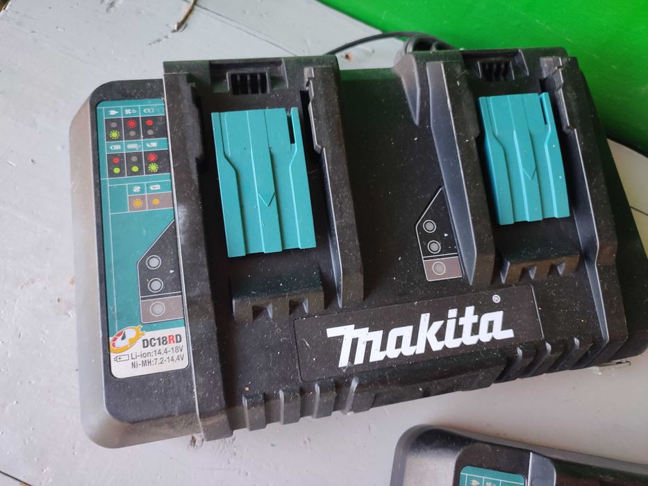 Makita DC18RD charger incarcator sursa baterie 10.8V 12V 14.4V 18V 9A