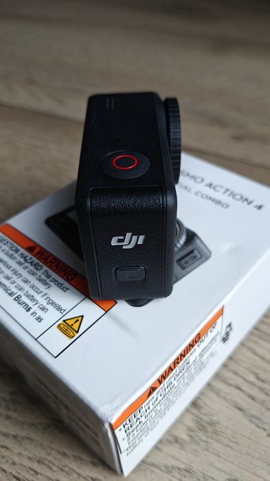 DJI Osmo Action 4 Essential Combo