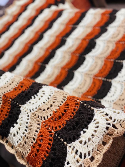 Patura realizata manual model deosebit