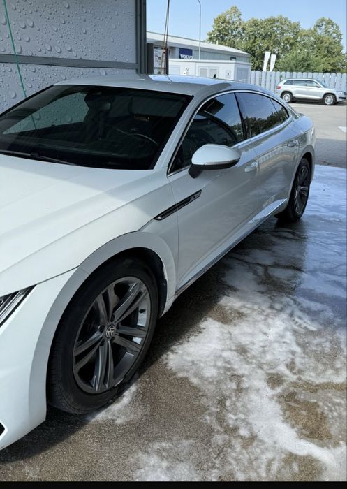 Volskwagen Arteon R-line