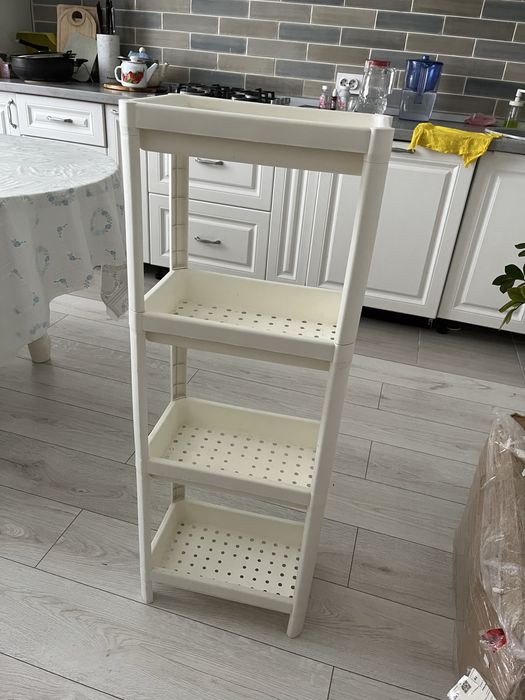 Продам стеллаж от Икеа , пластик хороший