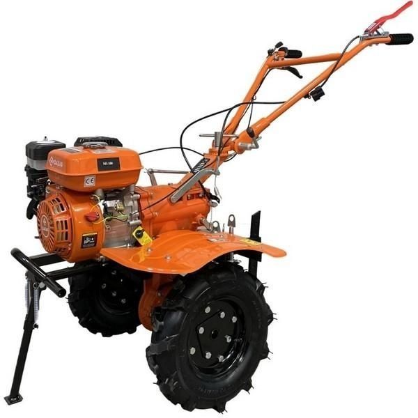 Копаем огород мотоблоком