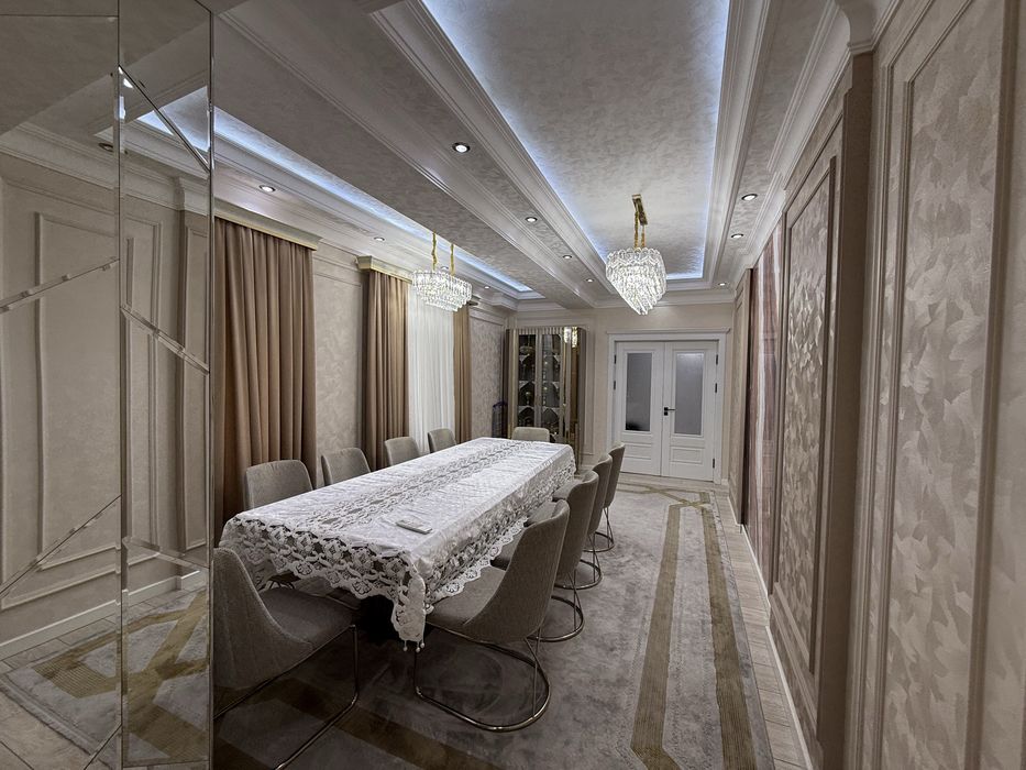 Юнусабад 2-й квартал Новостройка 4 комнатная 3 этаж, 111м2. Авторская