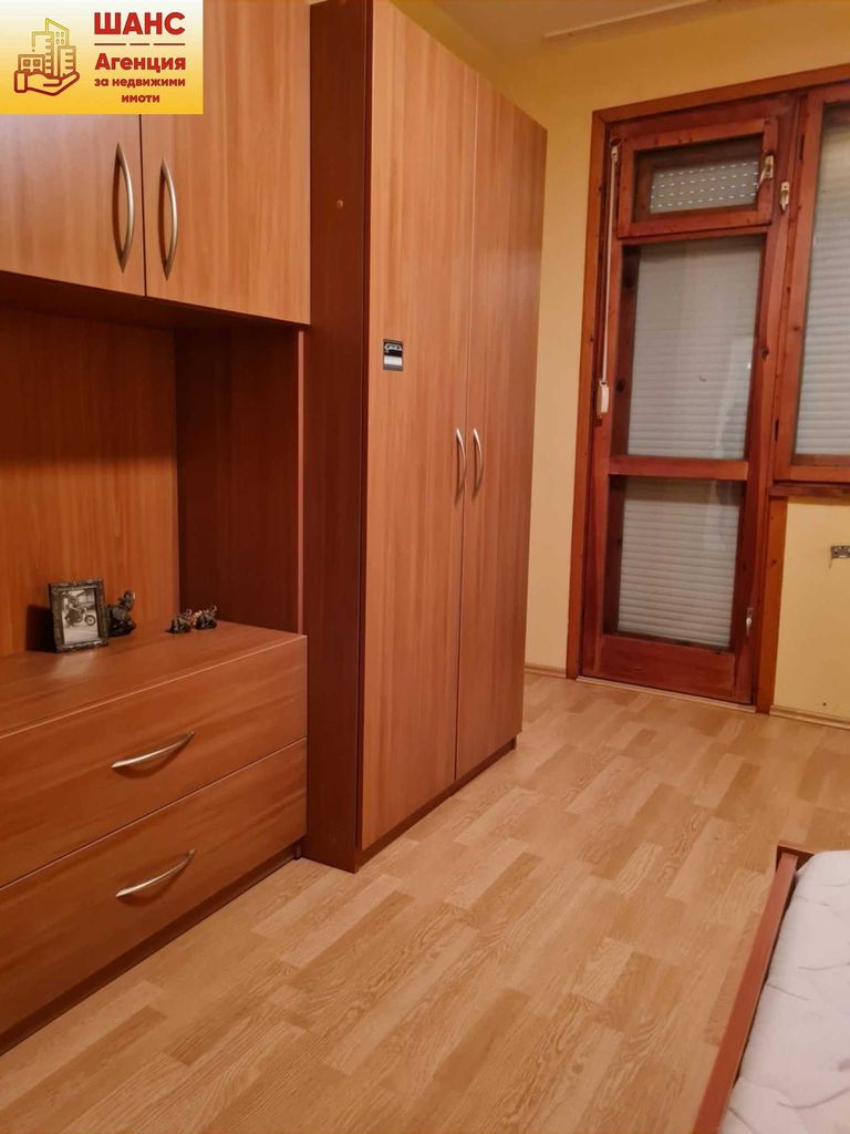 Продава се Тристаен апартамент в Плевен, Широк център - 106 кв.м за 1180 €/кв.м - Снимка #5