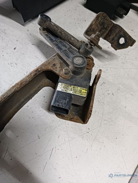 Senzor reglaj far dreapta spate HYUNDAI i40 (VF) [ 2012 - > ] OEM 921903z500