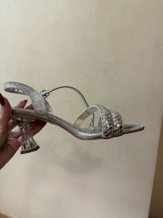 Токчета 8 см. Номер 38 с огледални камъни и брокат