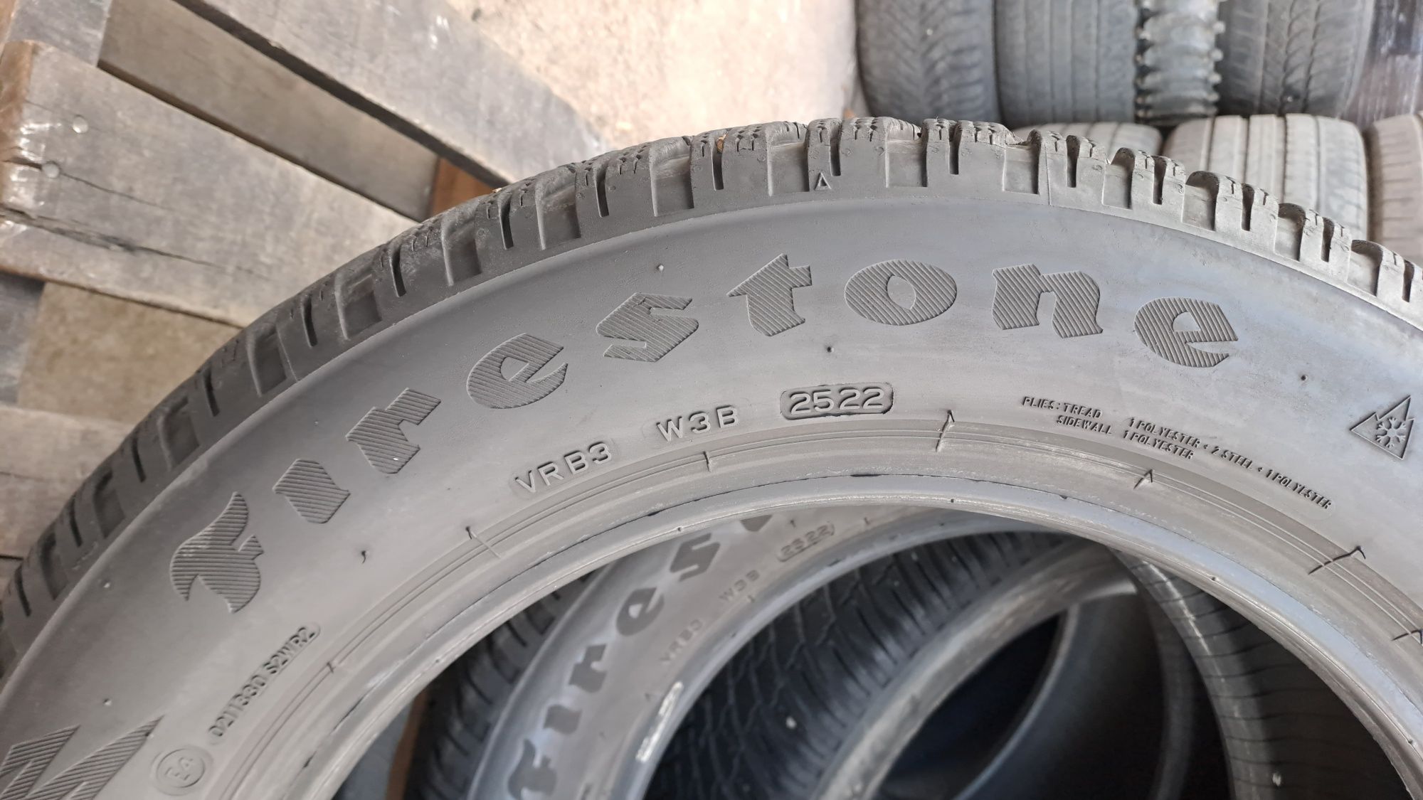 4бр. Почти Нови 215/55/16 Firestone 2022/ Winterhawk 4