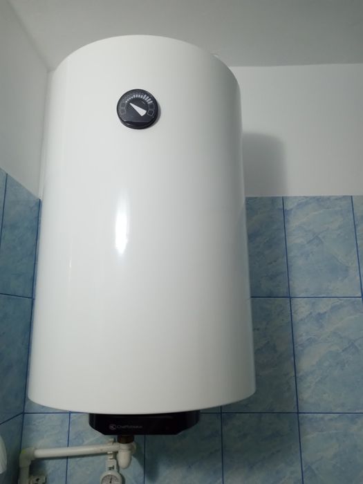 Boiler electric de 80 litri