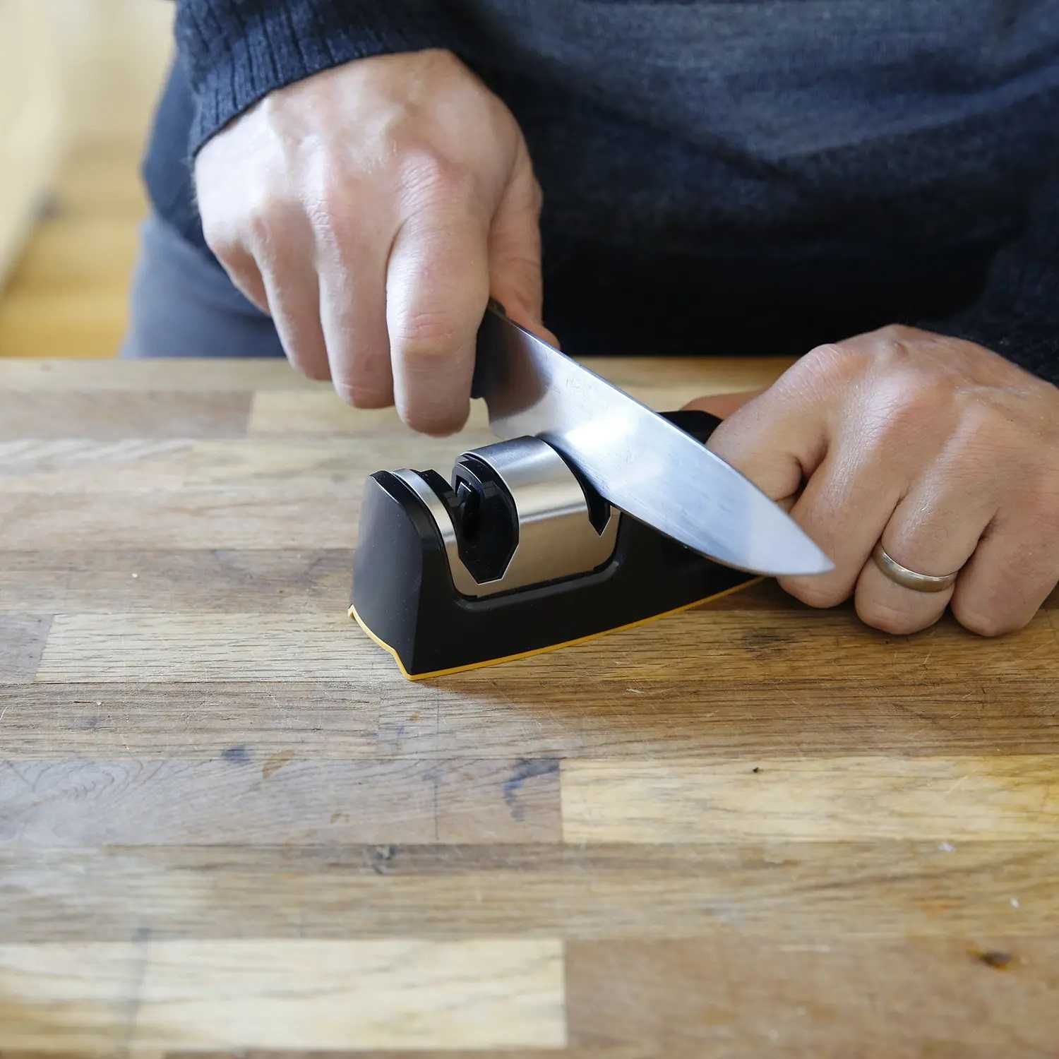 Ascutitor manual de cutite Work Sharp Kitchen Edge