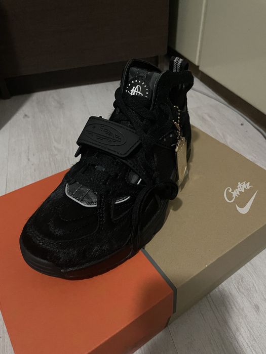 Corteiz x nike huarache black onyx
