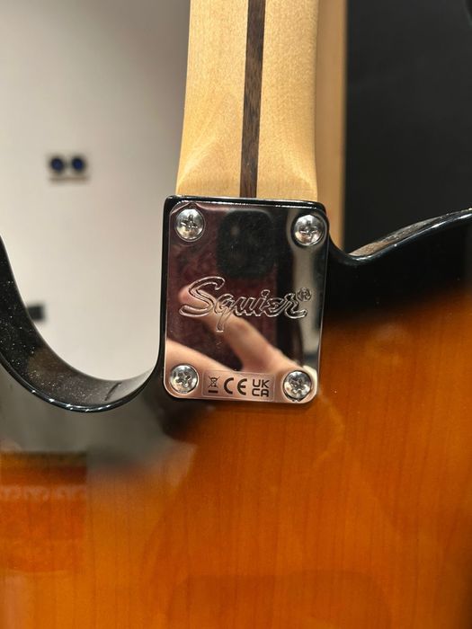 Бу электро гитара