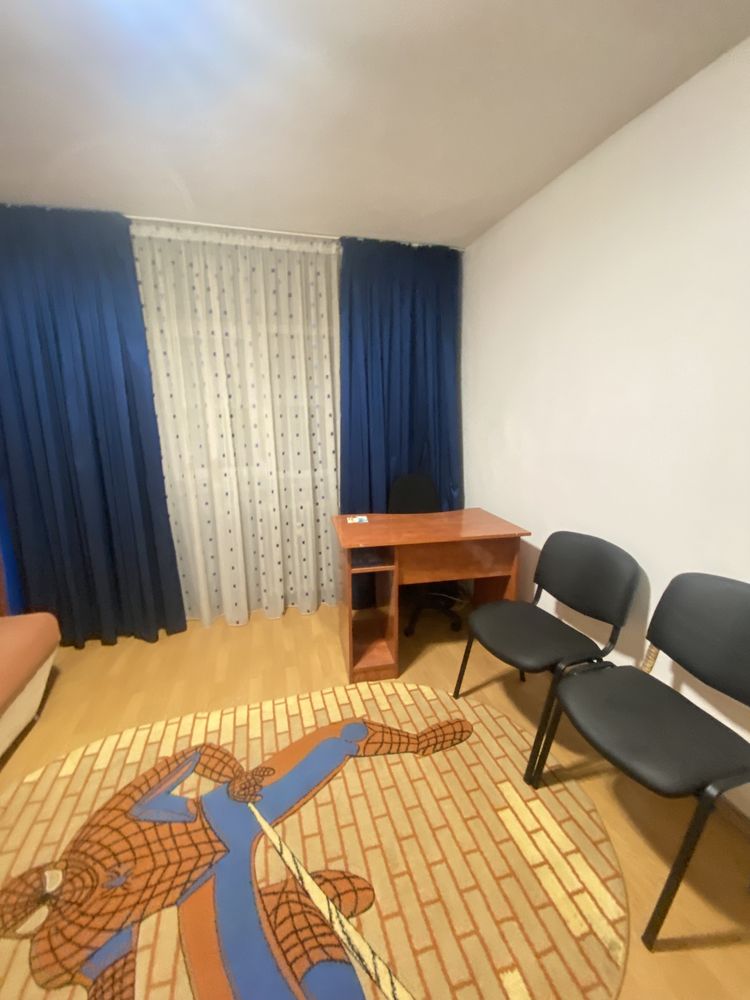 Închiriez apartament Sărari/Valea roșie