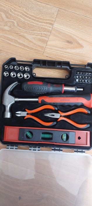 Trusa scule Steinhaus