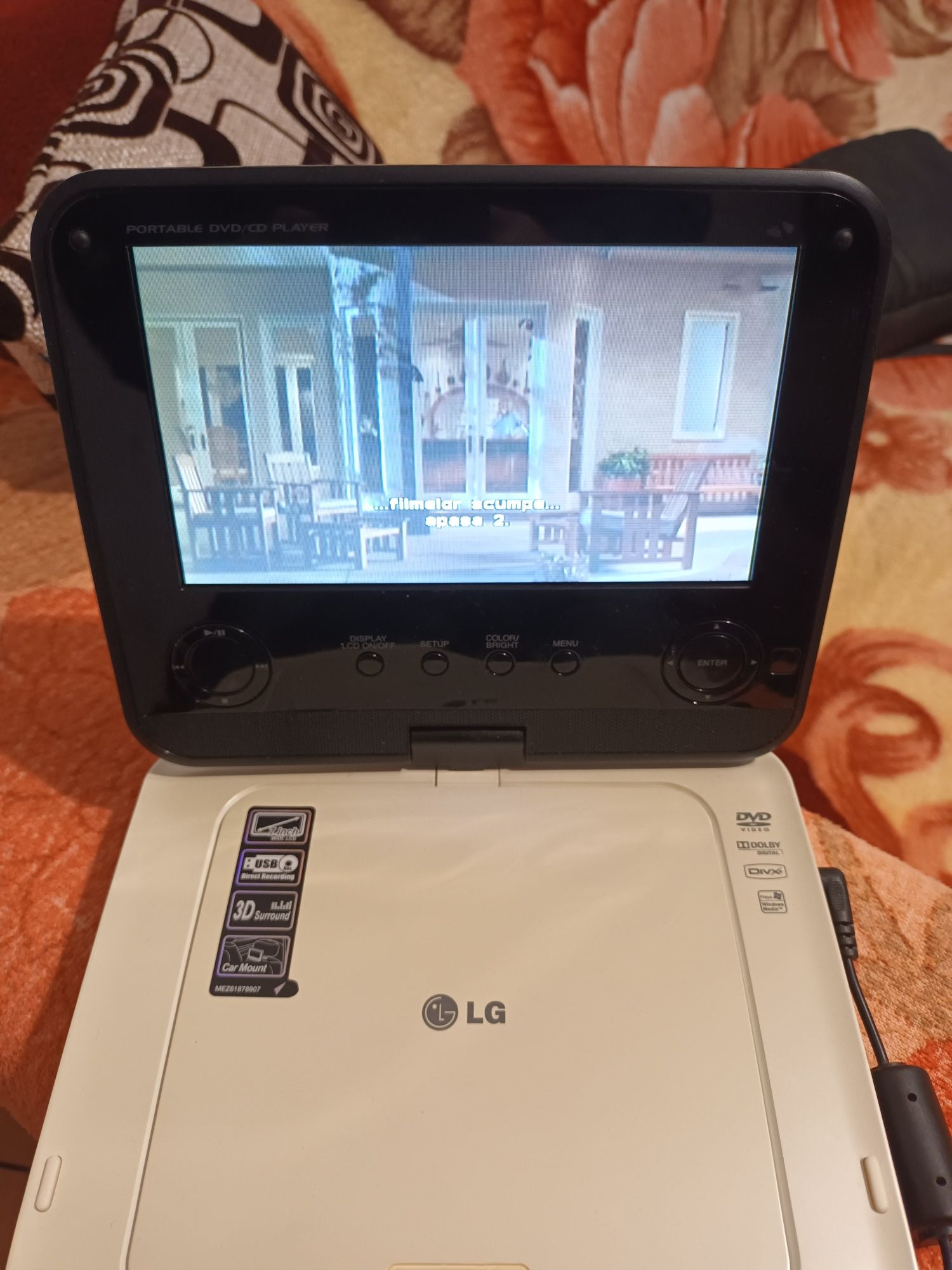 DVD player auto LG