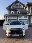 Vand Toyota Hilux 2.8D  4x4 Invincible