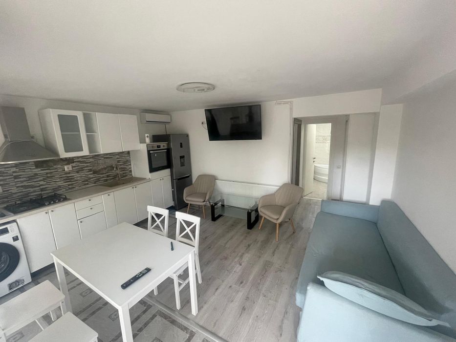 Inchiriez apartament cu 2 camere la vila Ysy